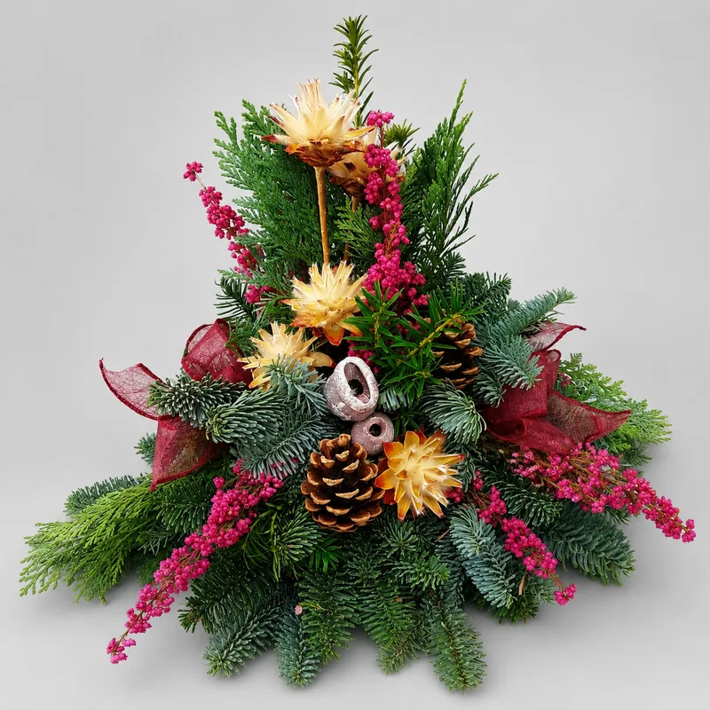Allerheiligen-Gesteck Nihal - Pinkes Heidekraut mit hellen Strohblüten