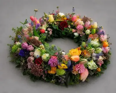 Urnenkränze Spica - Rosa, Creme, Gelb, Rot, Bunt